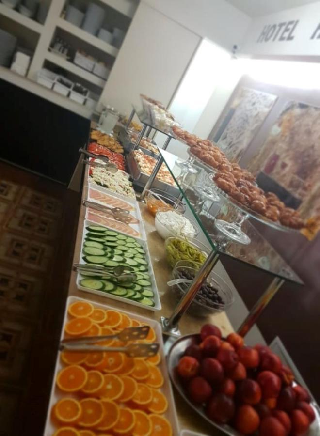 Hotel Honorata Paralía Dış mekan fotoğraf